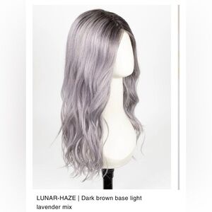 Lavish Wavez by Rene of Paris (wig)